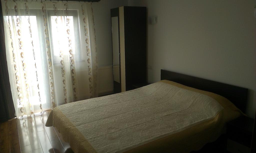 Pensiunea Alex Si Tedi Horezu Quarto foto